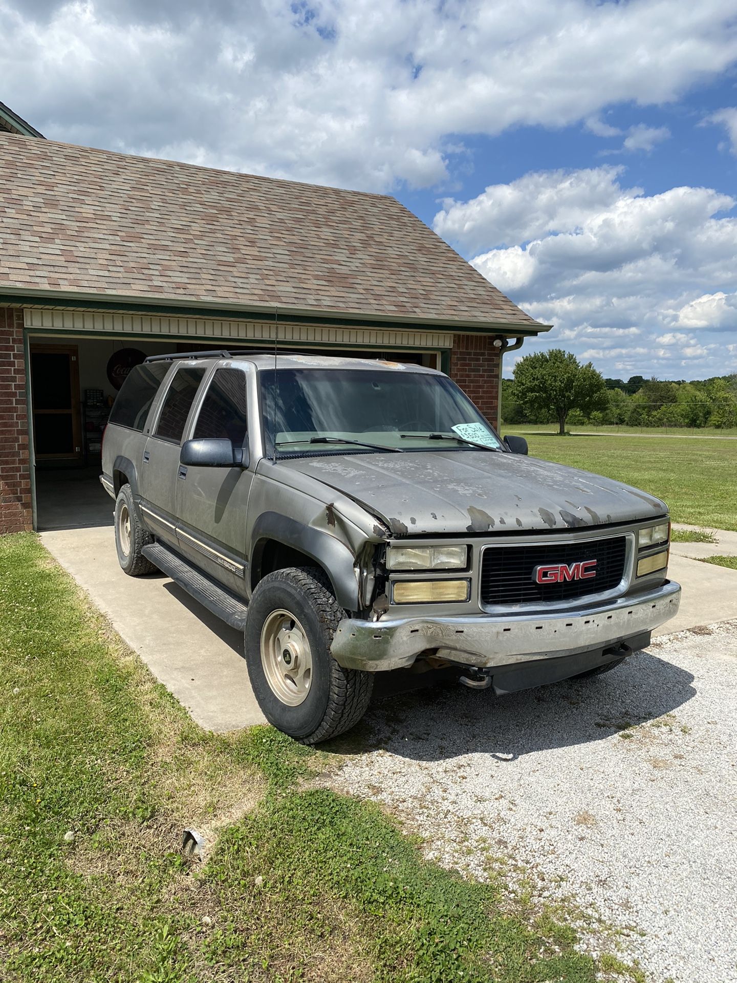 1999 GMC Suburban
