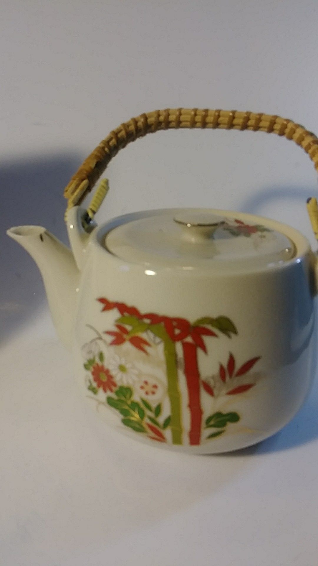 VINTAGE TEA POTS