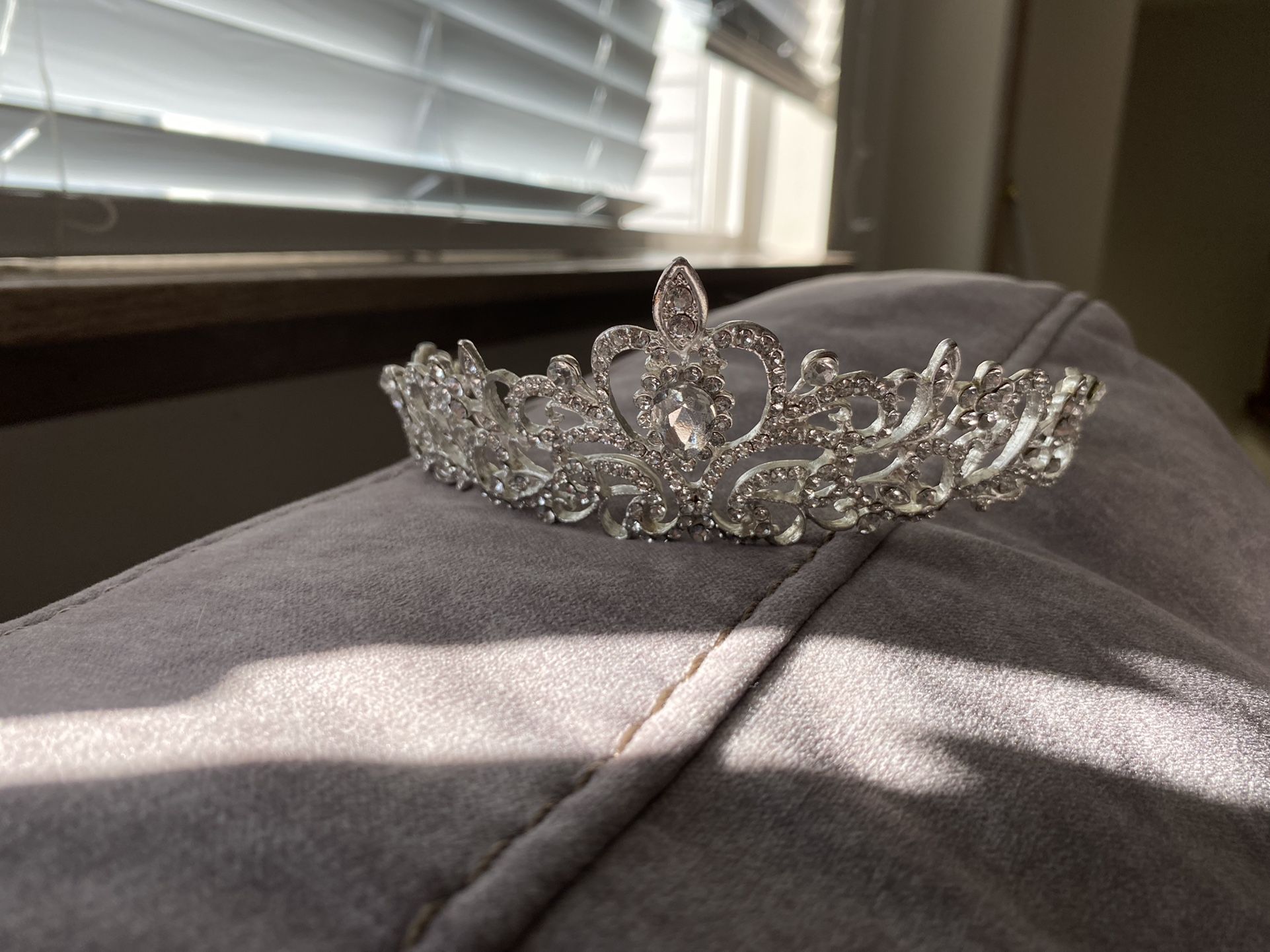 Wedding Crown Like New