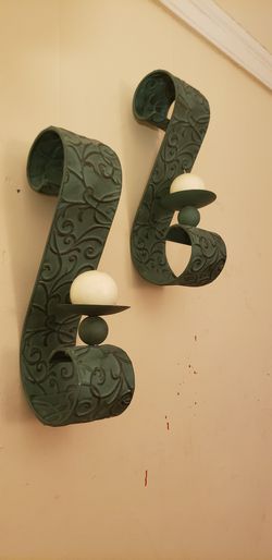 Metal Wall Sconce (Set of 2 w candles) Thumbnail
