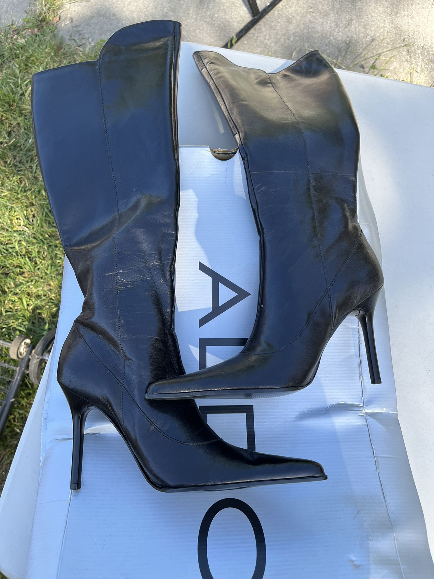 Size 7 ALDO Women’s leather boots