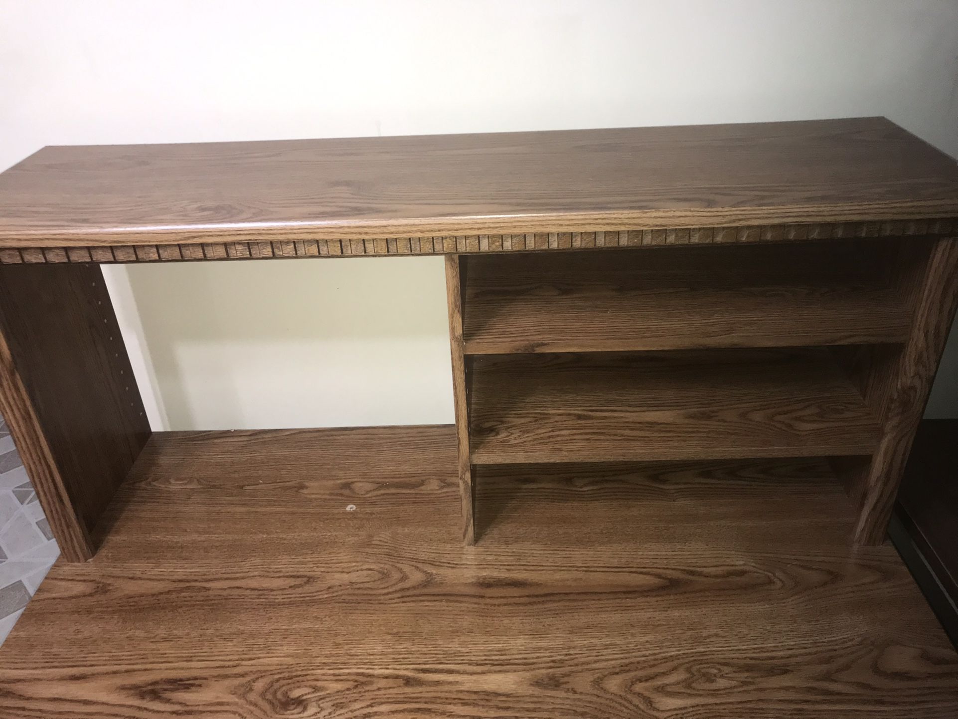 ~Desk w/ Shelves - Only $20