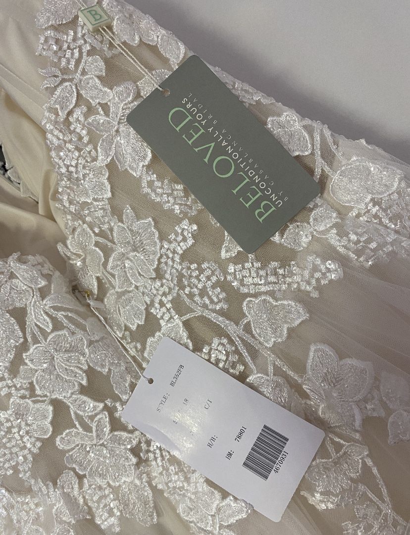 Brand New Casablanca Beloved Wedding Dress