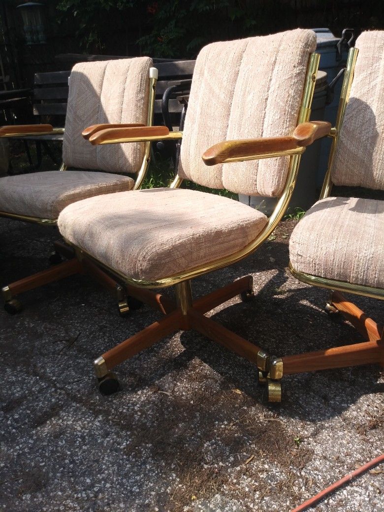3 Great Shape Chairs With Floor Wheels