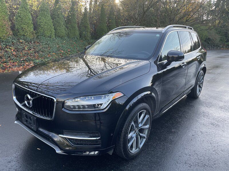 2019 Volvo XC90 T6 Momentum