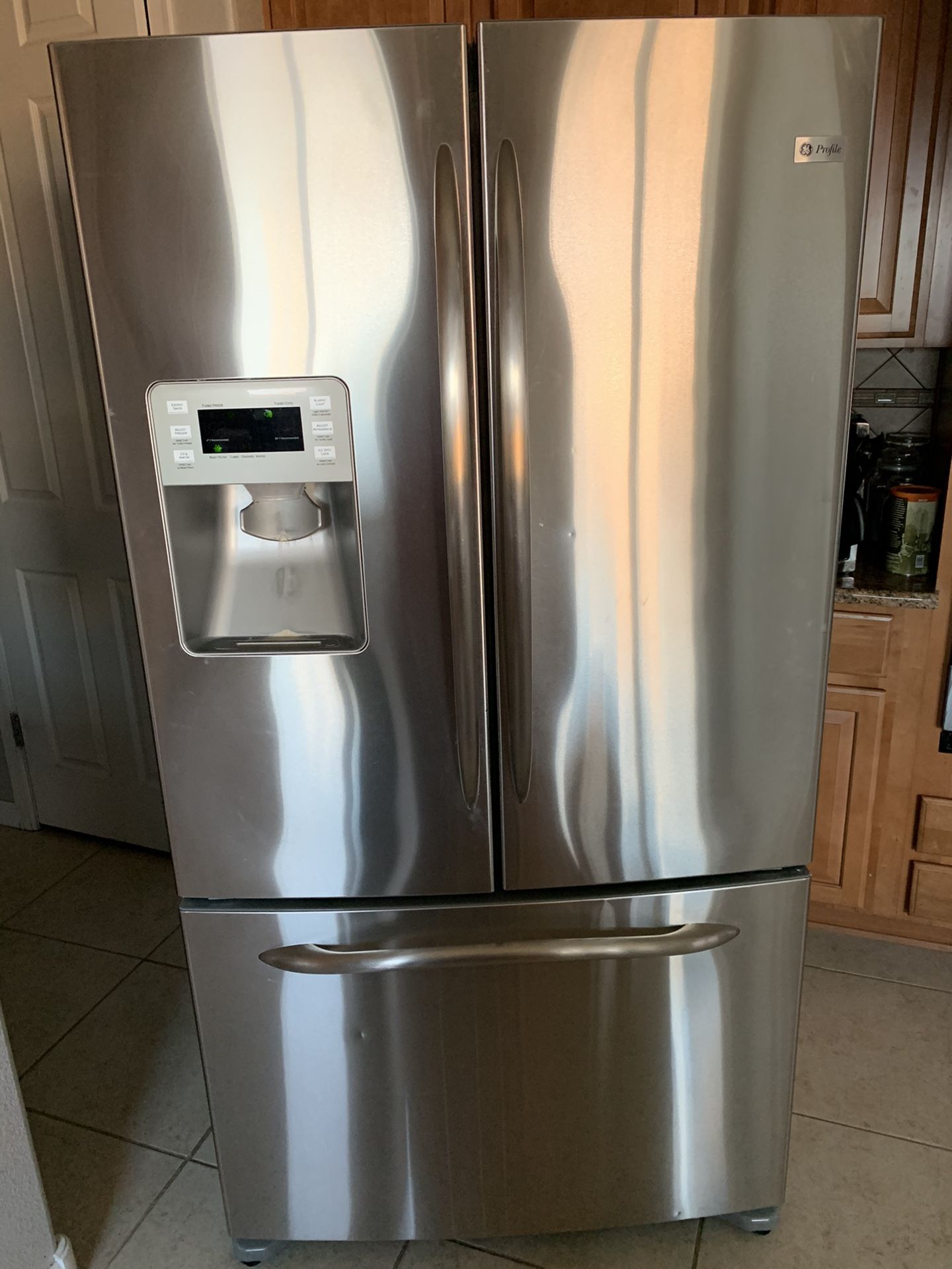 MATCHING APPLIANCES GE Profile Refrigerator (NOT COOLING) + GE Profile Dishwasher (Works GREAT