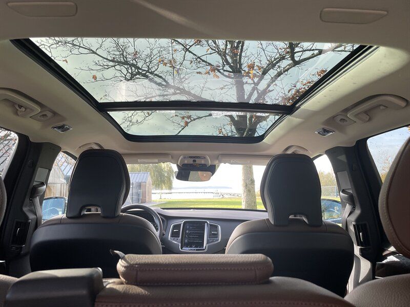 2019 Volvo XC90 T6 Momentum