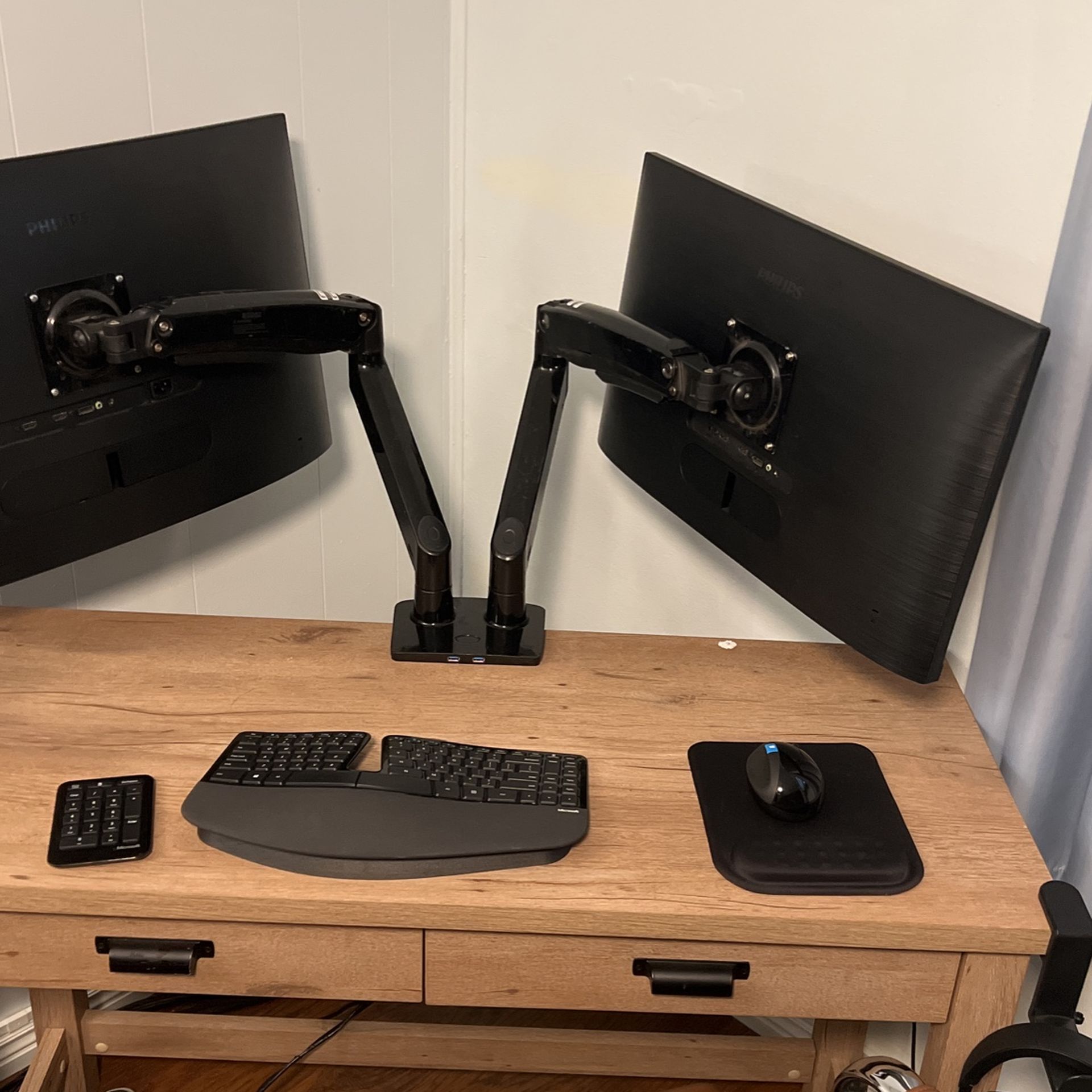 Dual Monitor + Desk Mount & Microsoft Sculpt Keyboard