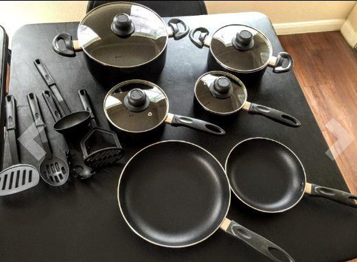 15 Piece Nonstick Cookware Set - Durable Aluminum Pots and Pans