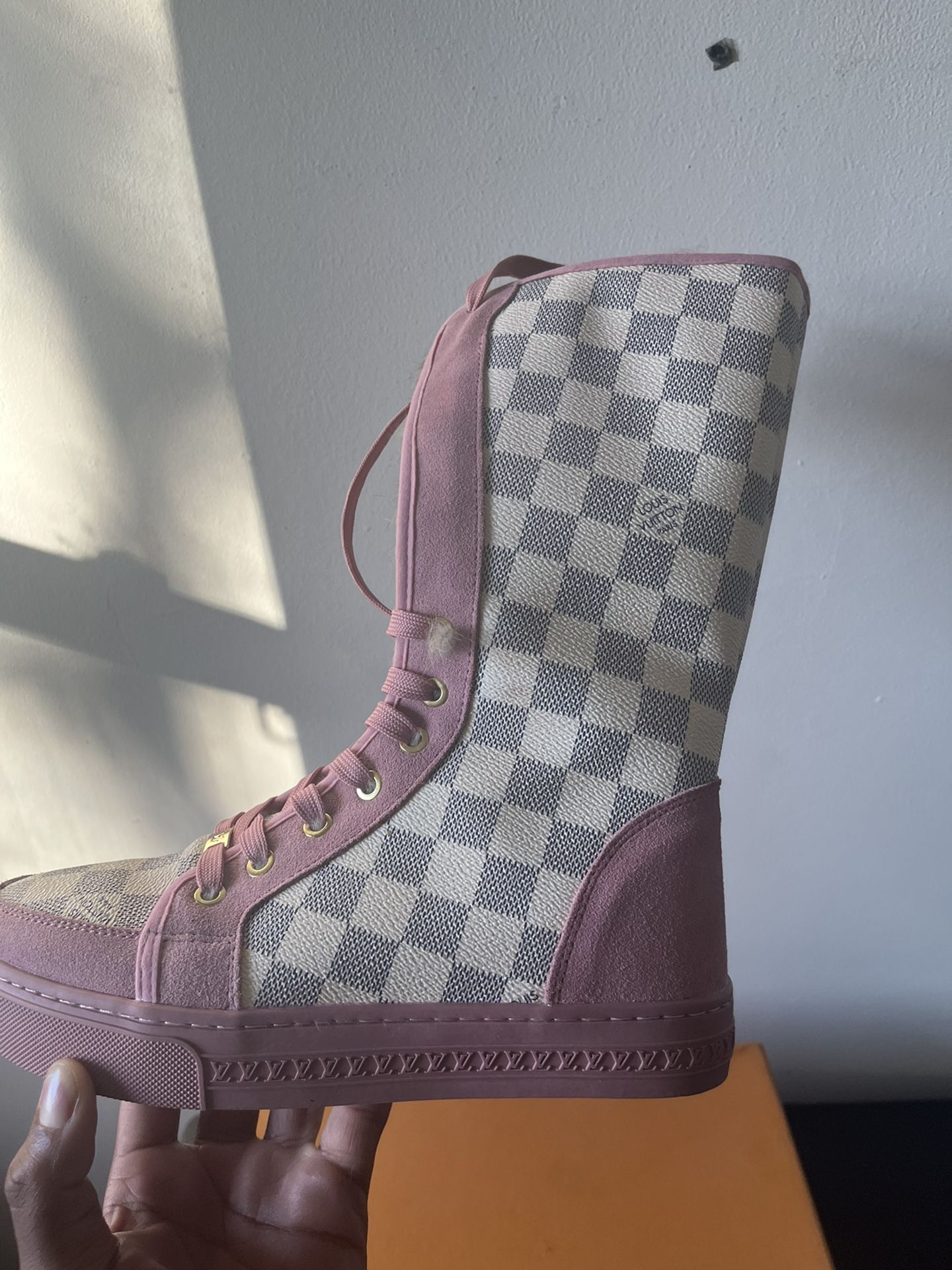 Pink Louisville Vuitton Boots (With Fur Inside)