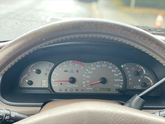 2001 Toyota Sequoia