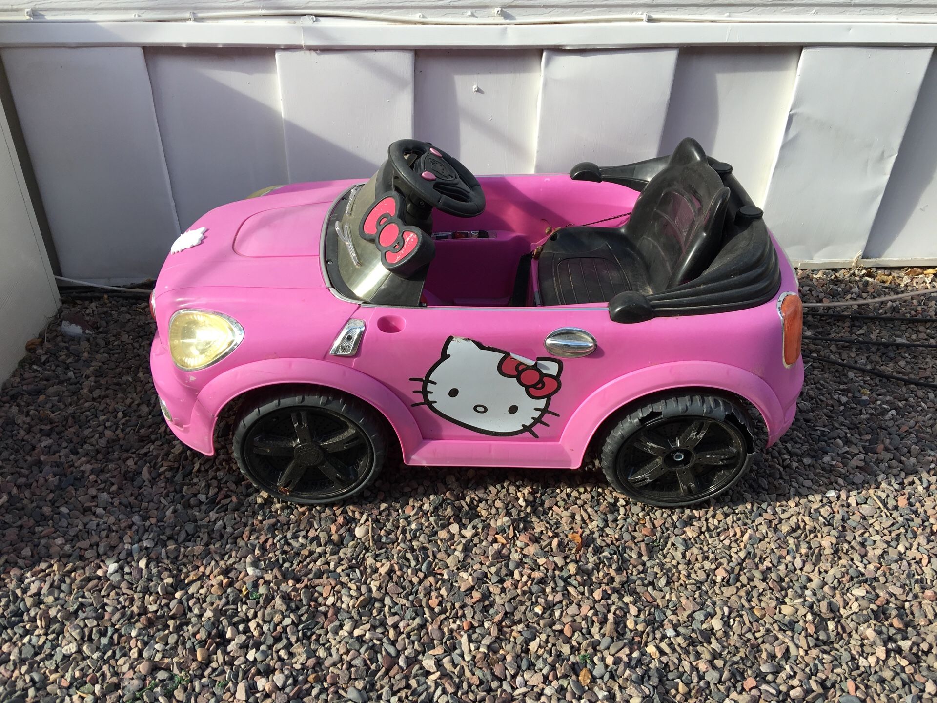 Sanrio Hello Kitty V6 Coupe Car Battery Powered Kids Riding Toy Sanrio 14 Child S Riding Toy For Parts For Sale In Gilbert Az Offerup