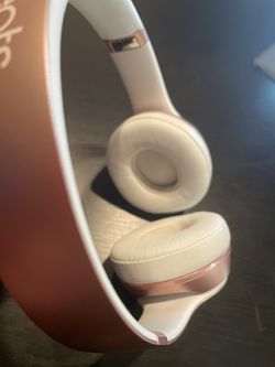Beats By Dre Solo 2 Wirless Rose Gold Thumbnail