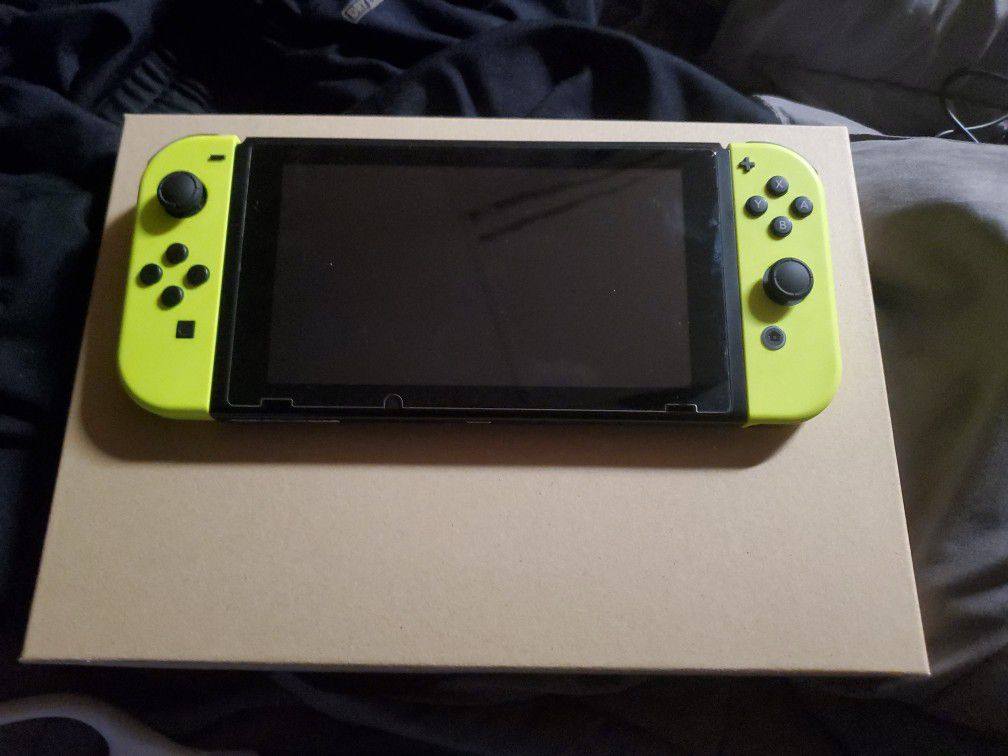 Nintendo Switch Original With Yellow Joy Cons