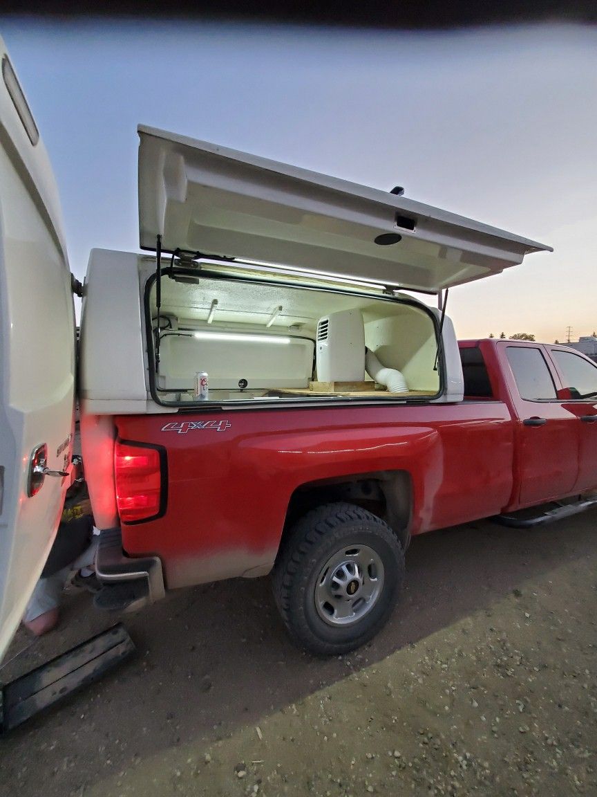 SpaceKap Wild Truck bed Topper