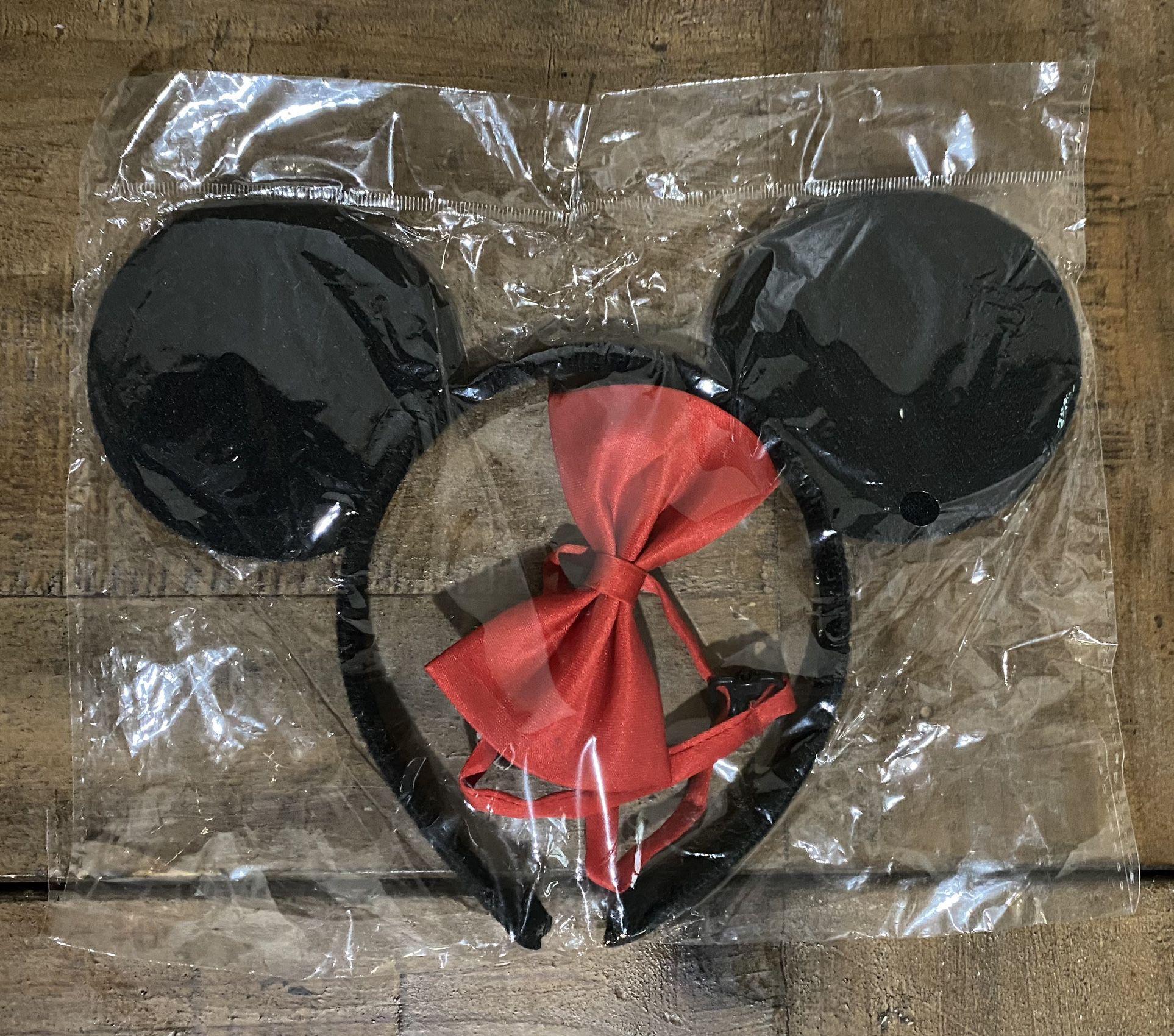 Mickey Mouse Set ( Ears and Bow tie)