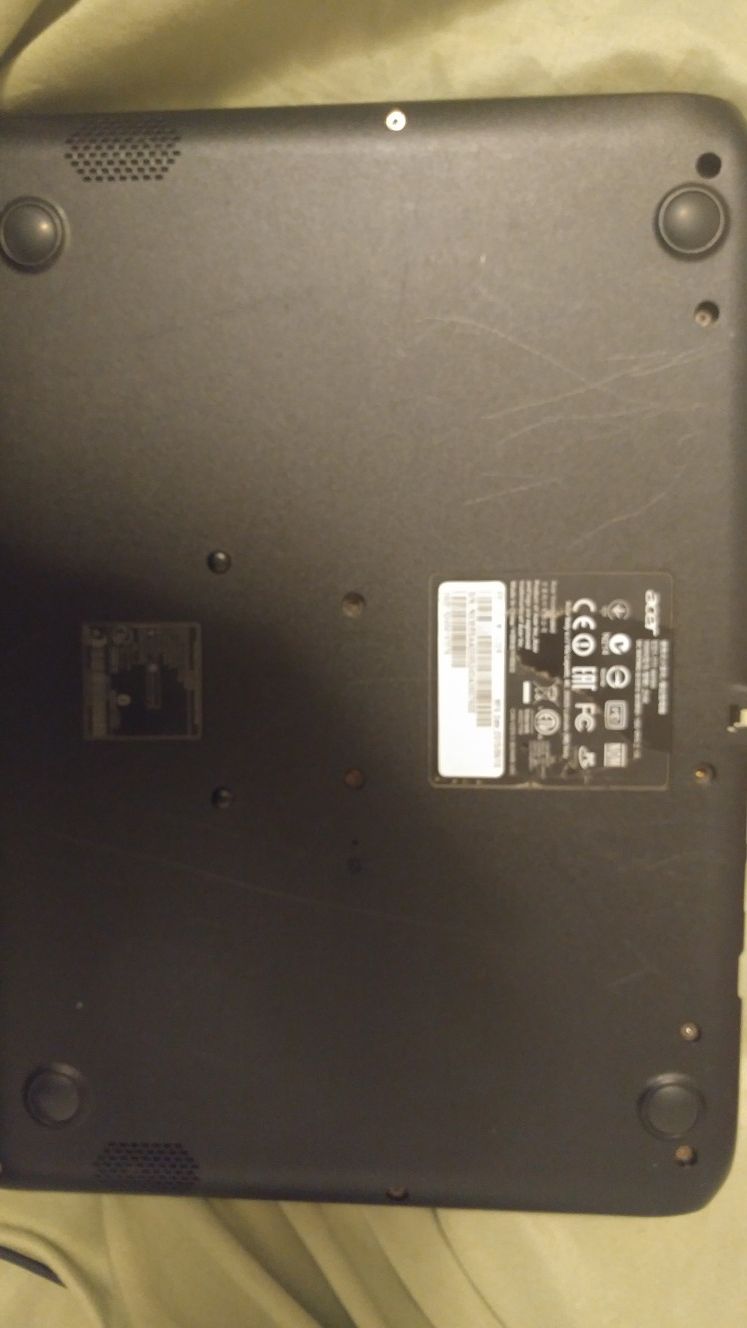 Acer ES1-111