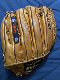 Wilson A2000 Baseball Glove  Thumbnail