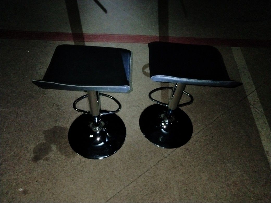 ** REDUCED** Barstools - Both Black Vinyl Swivel Seats & Chromed Metal Bases