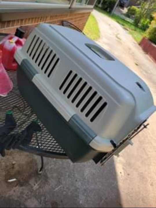 Traveling Dog/cat Crate 