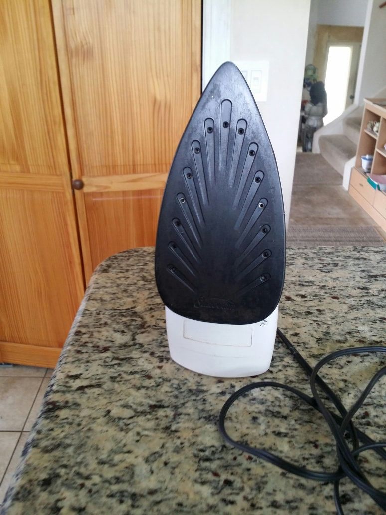 Sunbeam Steam Master Drip Free Iron