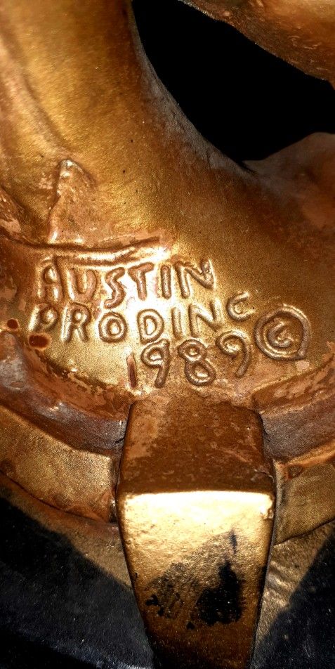 dragon sculpture by Austin prodinc 1989c