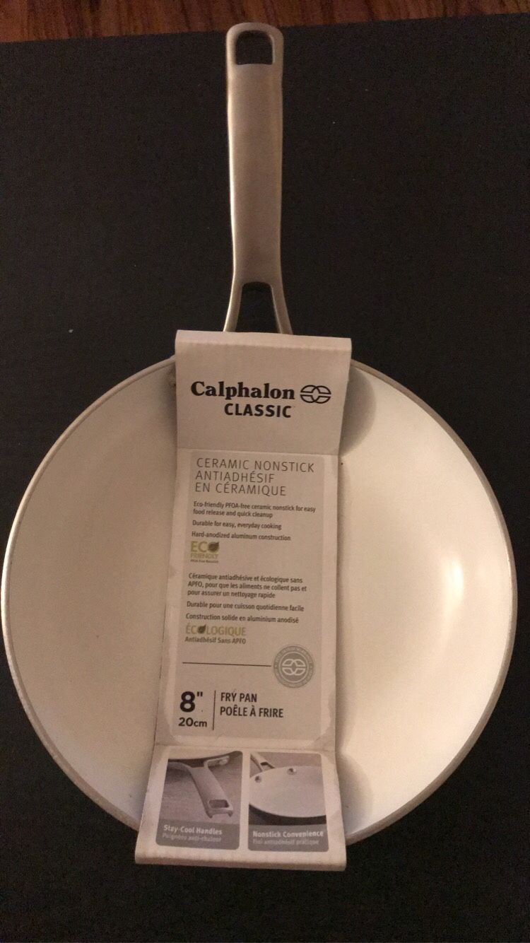 Calphalon Classic Omelette Fry Pan, 8-in, Grey/White
