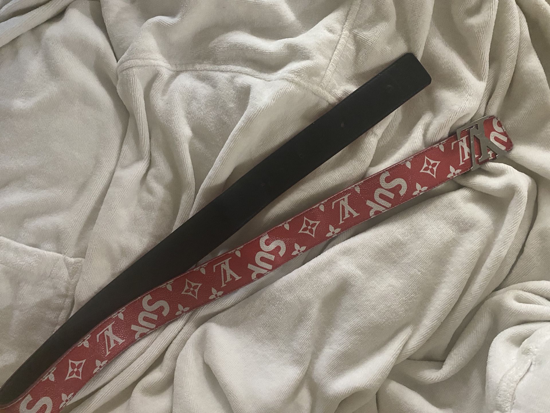 Red Louis Vuitton x Supreme Belt