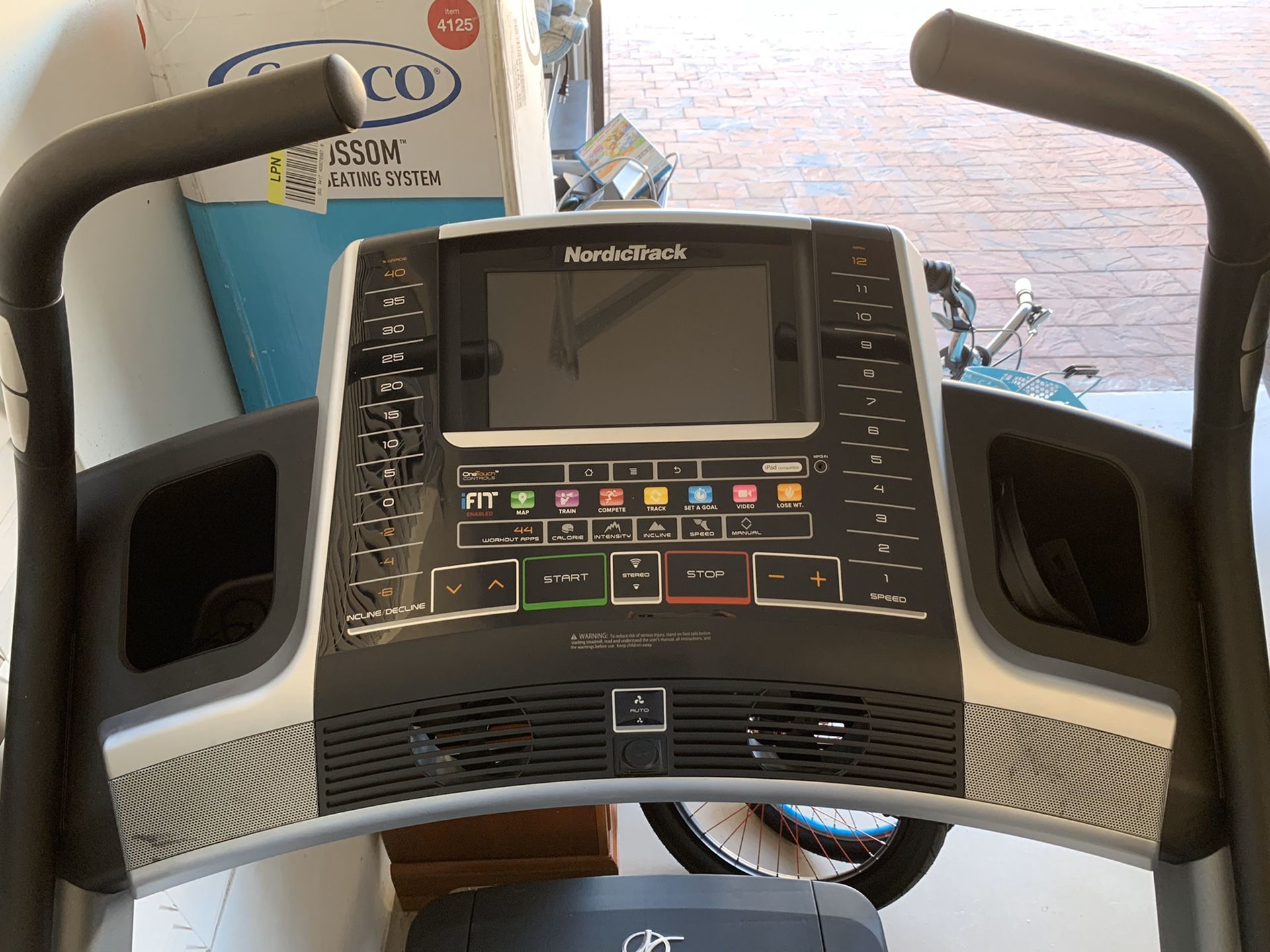 Nordic track Nordictrack X9i Incline Decline Trainer Treadmill iFit for