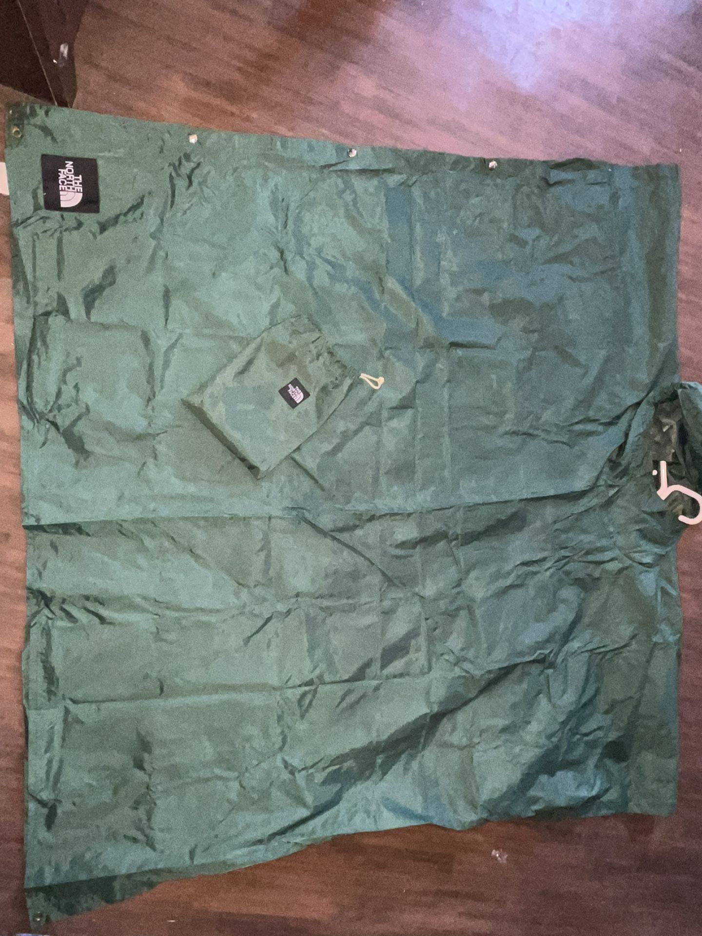 North Face PONCHO