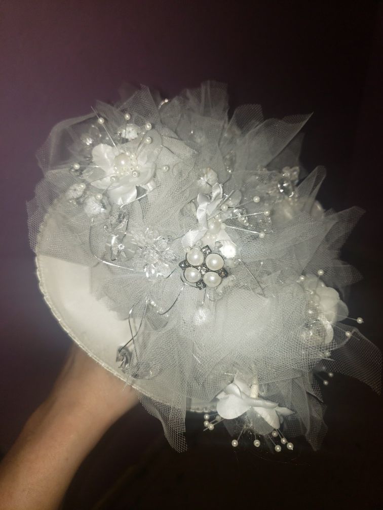 Wedding flower bouquet. White.