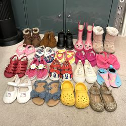 Little Girl Shoes Rain Boots Bundle Size 4-9 Disney Minnie Crocs Gap Mini Melissa Hello Kitty  Thumbnail