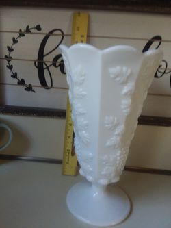 Vintage Westmoreland Milk Glass Vase Thumbnail