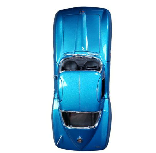 Maisto 1965 Blue Chevrolet Corvette Scale 1:18 Missing Drivers Side Tires 