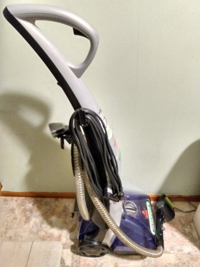 Bissell Carpet, Rug & Upholstery Cleaner PRO DRY Model. Barely used. Can't Purchase Anywhere.
