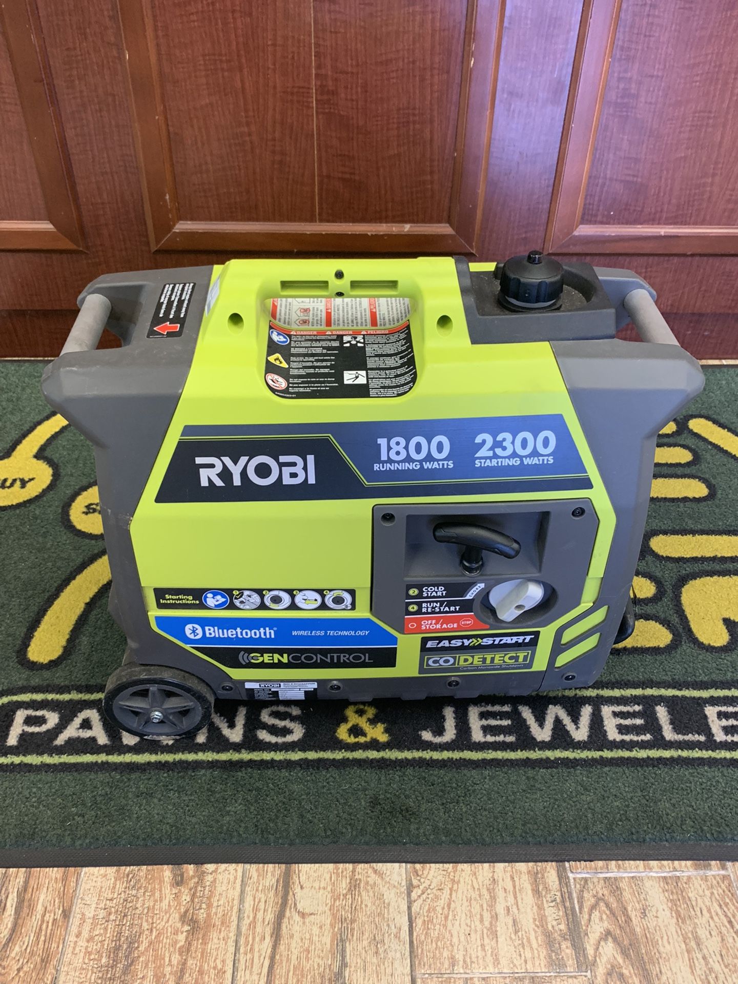 Ryobi RYI2322VNM 1800watts Generator