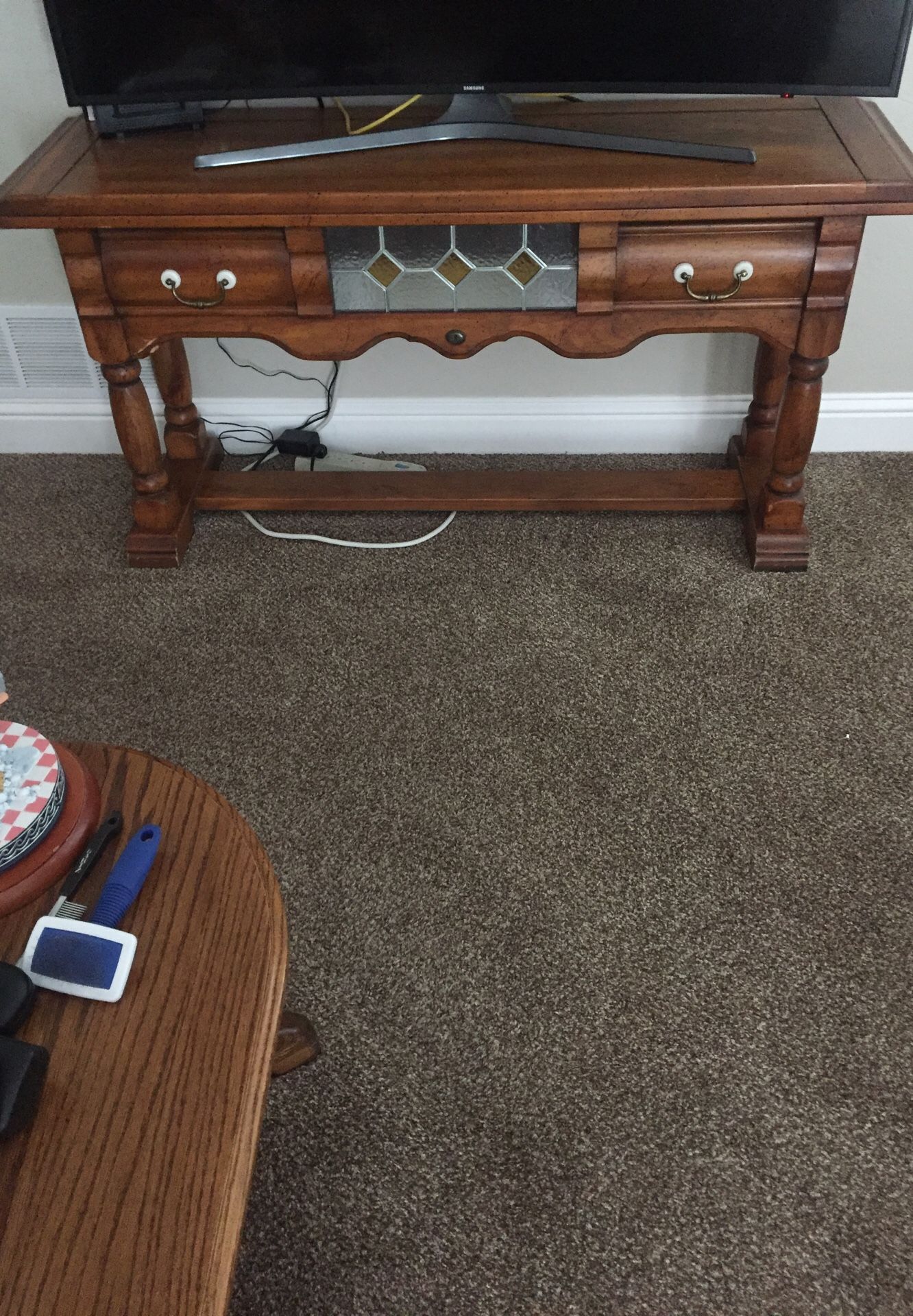 Solid wood TV stand