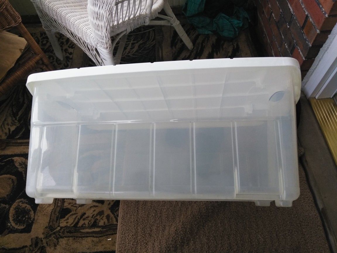 Clear Plastic Storage Containers