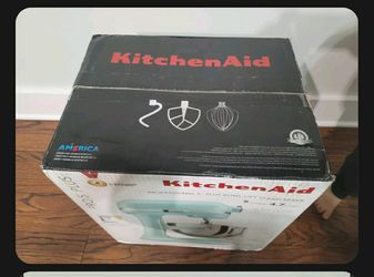 5 Quart KitchenAid Mixer Thumbnail