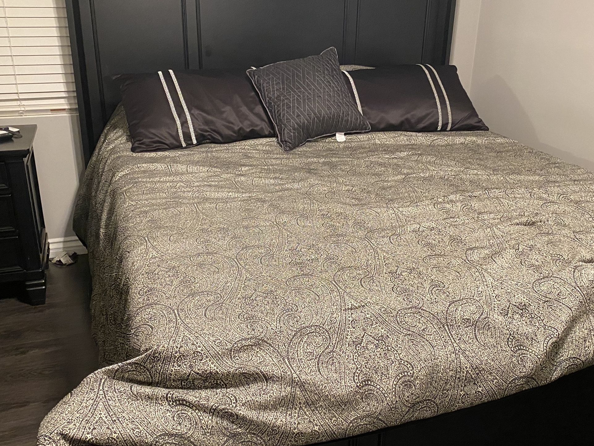 Cal King p6 360 Smart bedWITH FLEXFIT 2 Sleep Number Bed With Furniture