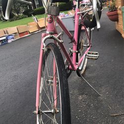 Schwann Caliente Pink 27 In Wheel Bike 10 Speed Thumbnail