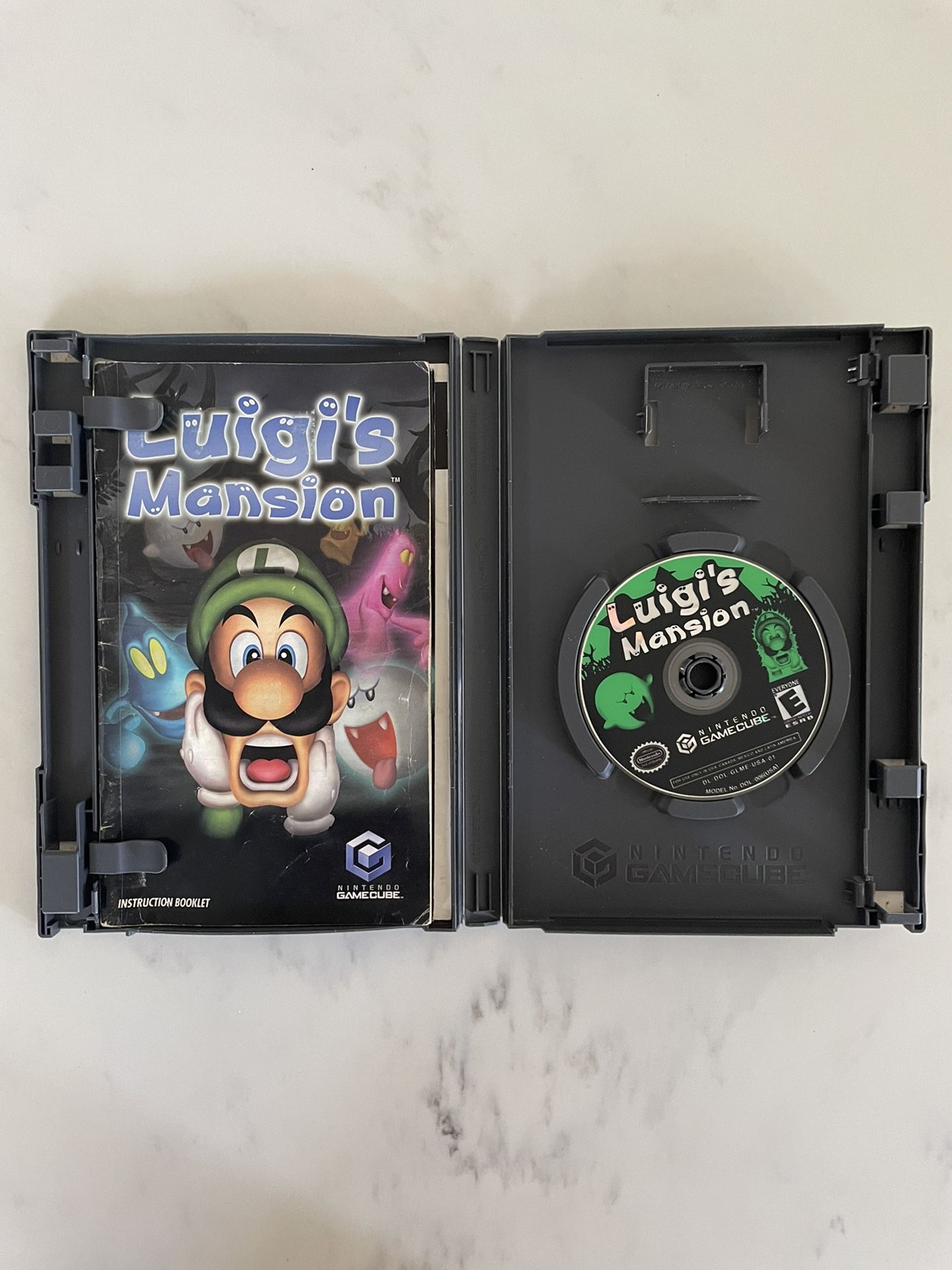 Luigi’s Mansion Nintendo Gamecube GAME