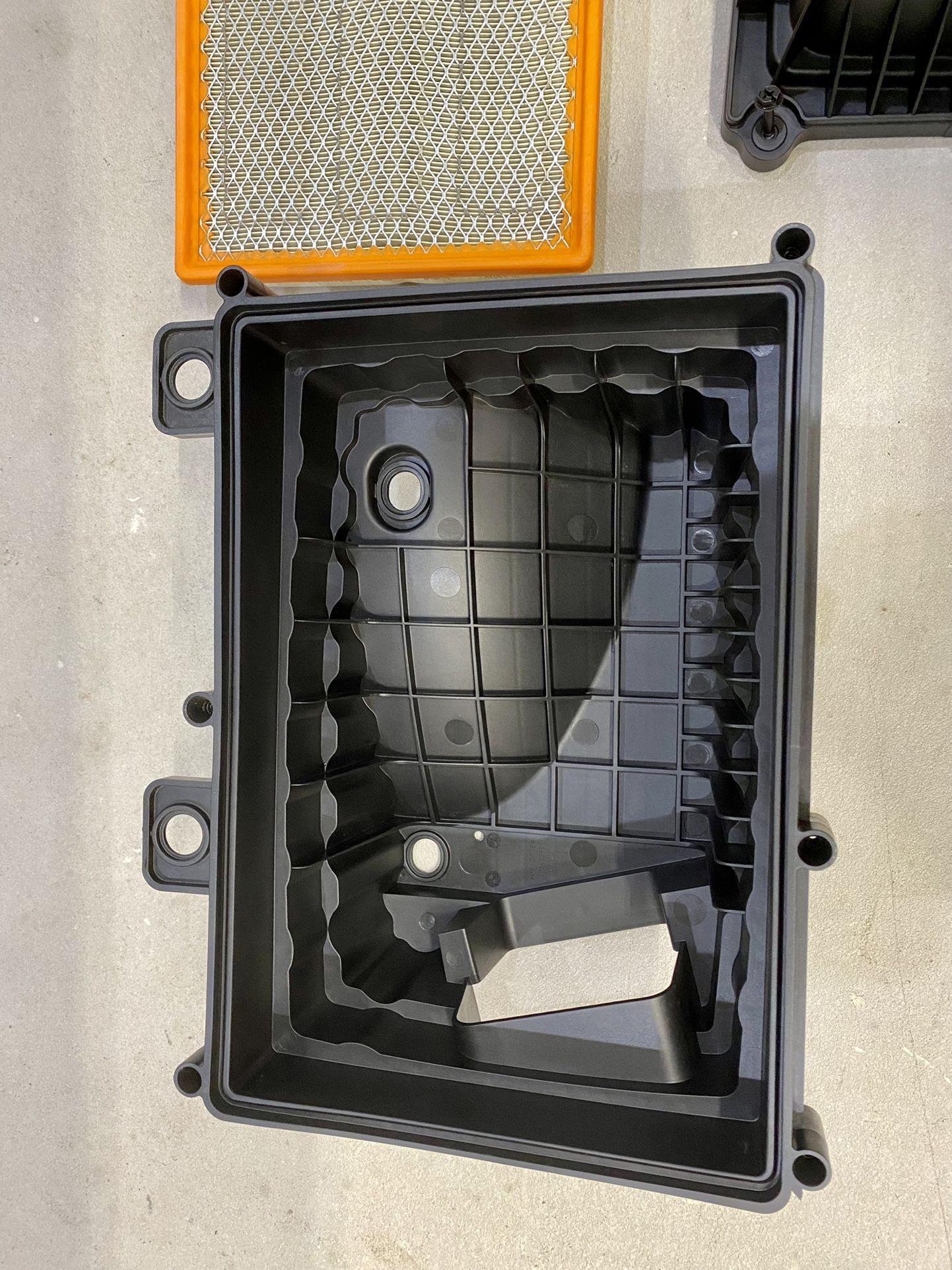 2019-2021 Dodge Ram 1500 5.7L Air Cleaner Filter Box with Intake OEM