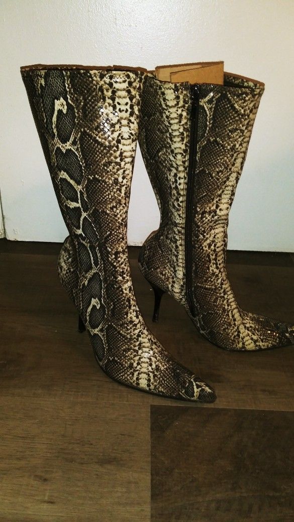 Snakeskin Print Boots for Sale in Memphis, TN OfferUp