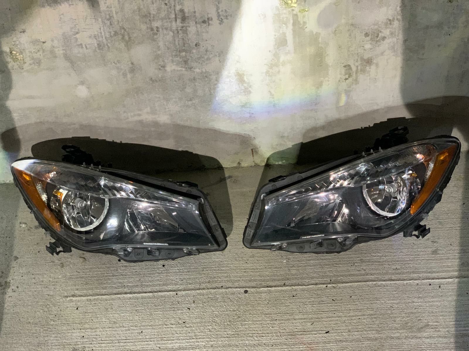 Genuine (OEM) ...Mercedes-Benz CLA 250 headlights