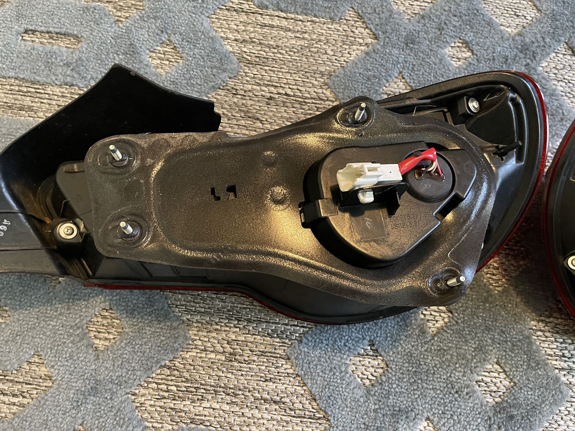 Toyota 86/FR-S/BRZ Tail Lights OEM