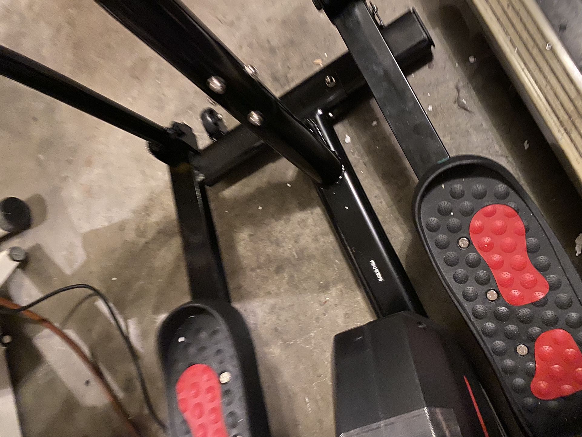 Elliptical Machine- Assembly Required
