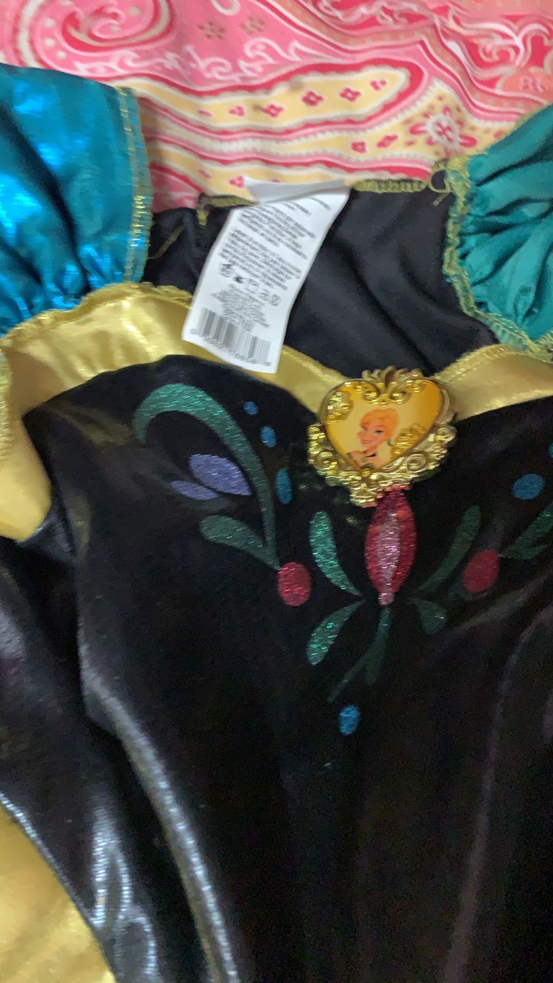 Costumes 5 T 6 T 8t $10 And $15 Each