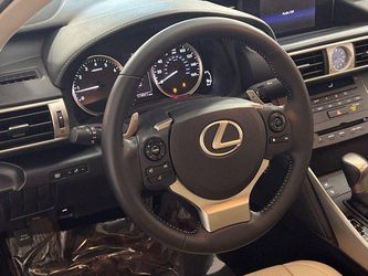 2015 Lexus IS 250 Thumbnail