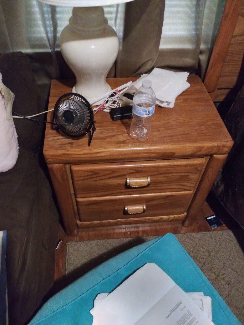 Broyhill nightstand dresser headboard a mirror and full size pillow top mattress like new